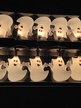 Hallmark Boo Blinkers Ghost Halloween String Lights Tested and Working